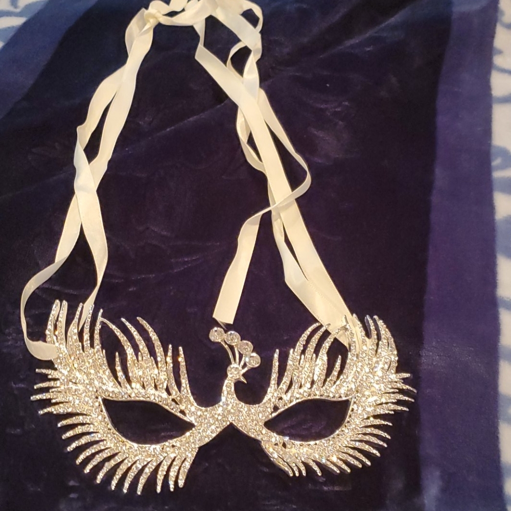 Custom mask - Picture 2 of 3